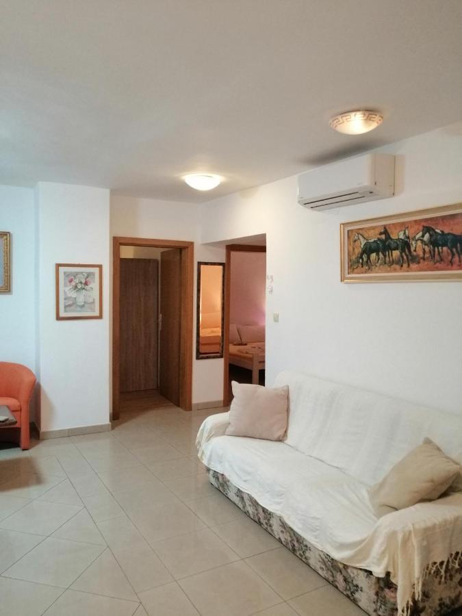 Apartments With A Parking Space Dramalj, Crikvenica - 5592 外观 照片