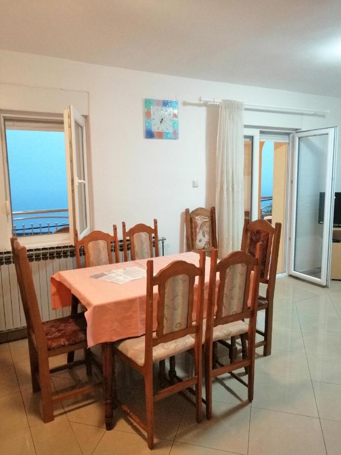 Apartments With A Parking Space Dramalj, Crikvenica - 5592 外观 照片